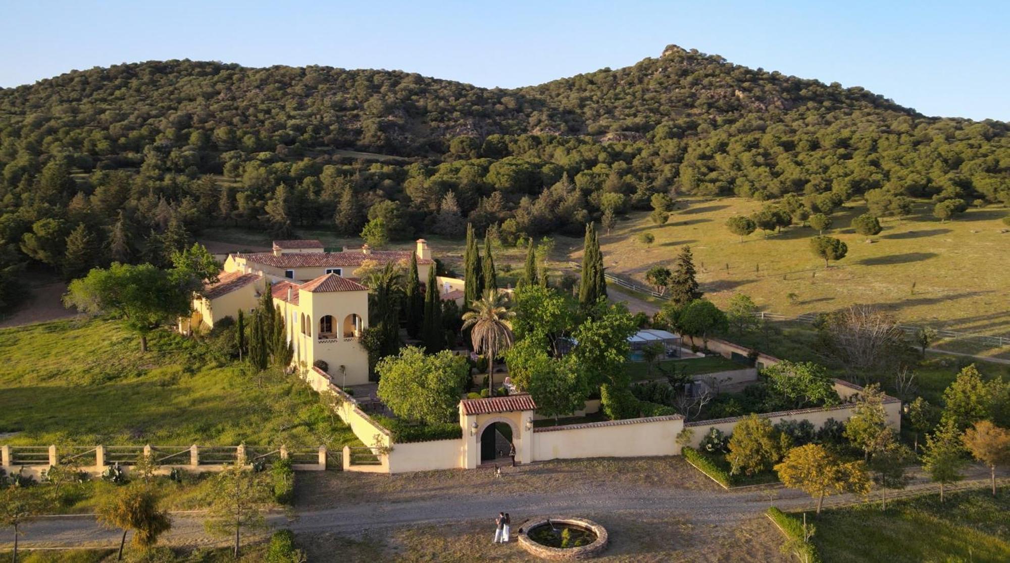 Finca La Alcolehuela En Parque Natural De Despenaperros Санта-Элена Экстерьер фото